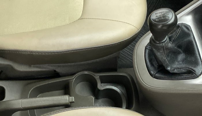 2014 Hyundai i10 SPORTZ 1.2, Petrol, Manual, 57,120 km, Gear Lever