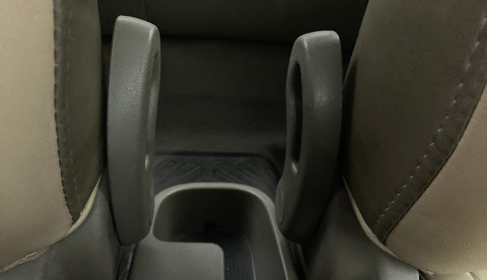 2014 Hyundai i10 SPORTZ 1.2, Petrol, Manual, 57,120 km, Driver Side Adjustment Panel