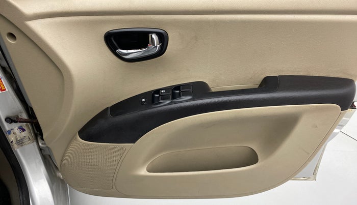 2014 Hyundai i10 SPORTZ 1.2, Petrol, Manual, 57,120 km, Driver Side Door Panels Control