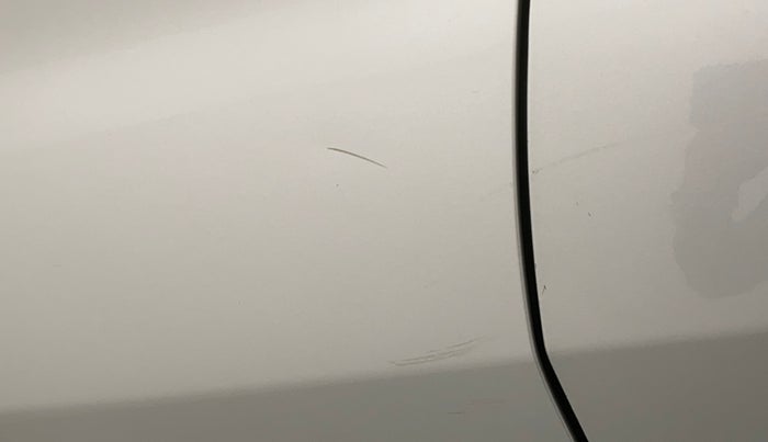 2021 Maruti New Wagon-R LXI CNG 1.0, CNG, Manual, 51,121 km, Right quarter panel - Minor scratches