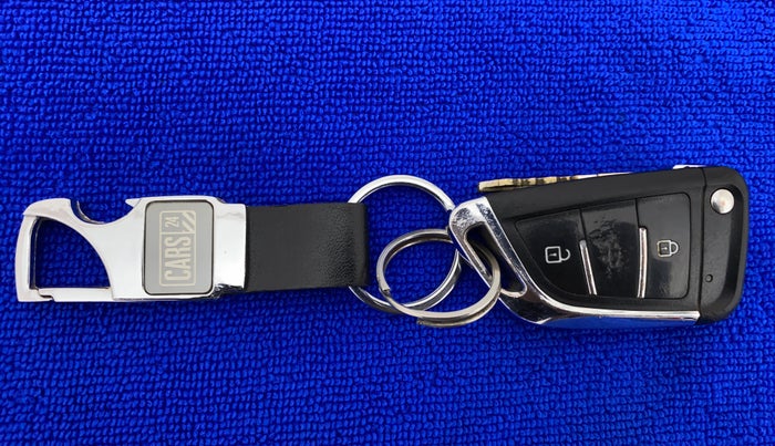 2021 Maruti New Wagon-R LXI CNG 1.0, CNG, Manual, 51,121 km, Key Close Up