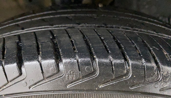 2021 Maruti New Wagon-R LXI CNG 1.0, CNG, Manual, 51,121 km, Right Front Tyre Tread