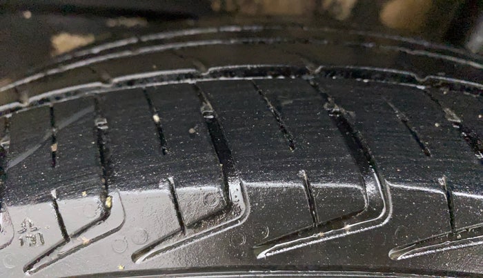 2021 Maruti New Wagon-R LXI CNG 1.0, CNG, Manual, 51,121 km, Left Rear Tyre Tread
