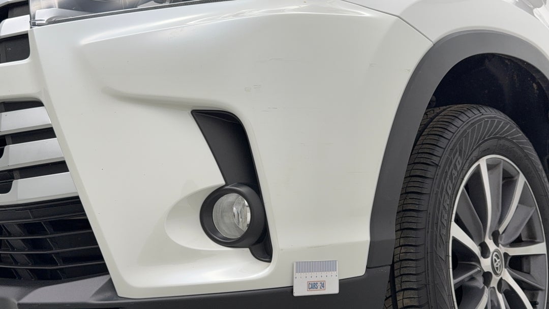 Bumper Front Scratch