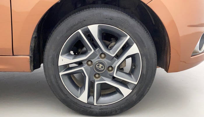 2017 Tata TIGOR XZ (O) PETROL, Petrol, Manual, 41,640 km, Right Front Wheel