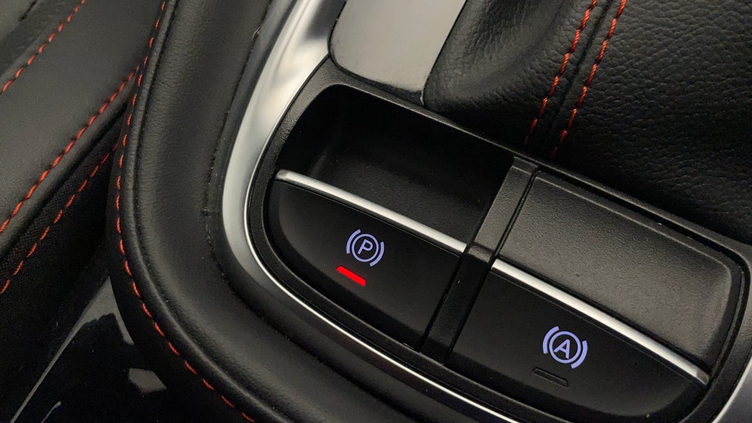 2022 MG Zst Vibe, Automatic, 16356 km, Handbrake