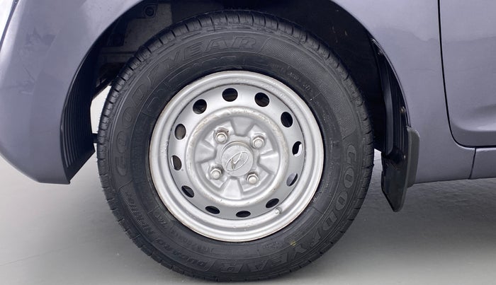 2016 Hyundai Eon ERA PLUS, Petrol, Manual, 52,046 km, Left Front Wheel
