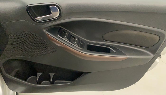 2018 Ford FREESTYLE TITANIUM 1.5 DIESEL, Diesel, Manual, 42,225 km, Driver Side Door Panels Control