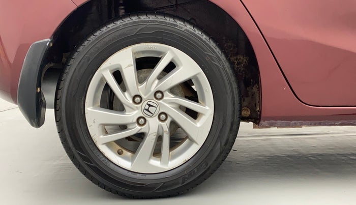 2015 Honda Jazz 1.2 V MT, Petrol, Manual, 93,081 km, Right Rear Wheel