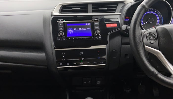 2015 Honda Jazz 1.2 V MT, Petrol, Manual, 93,081 km, Air Conditioner