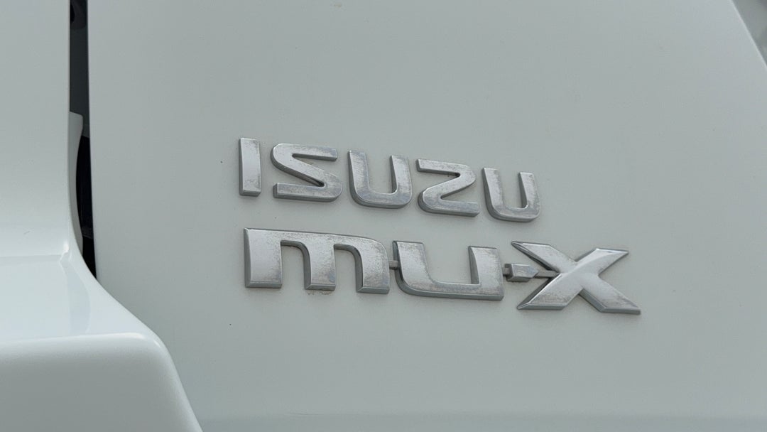 Badge (Boot Left Side)