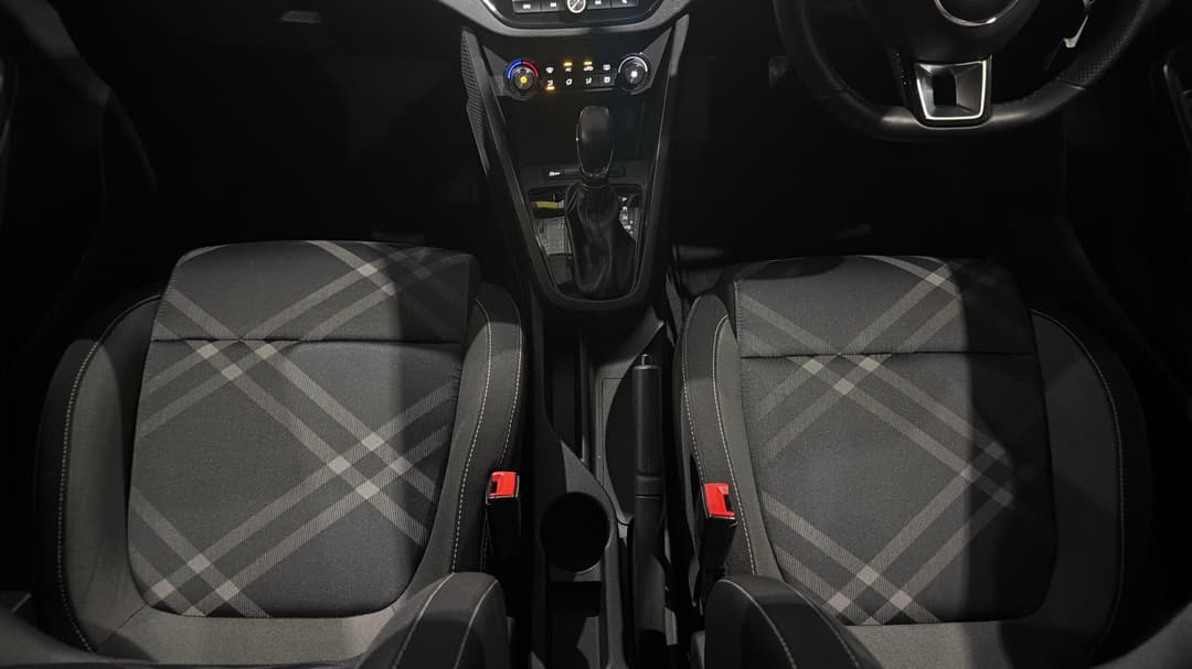 2023 MG Mg3 Auto Core, Automatic, 6980 km, Center Console