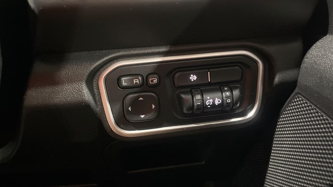 2022 GWM Ute Cannon-l (4x4), Automatic, 89608 km, Utility Switches/Buttons