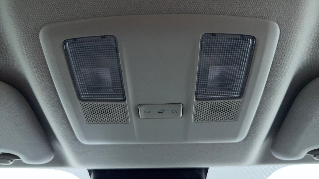 On-Roof Controls/Sunglass holder