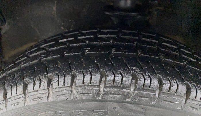 2014 Maruti Alto K10 VXI, Petrol, Manual, 40,416 km, Left Front Tyre Tread