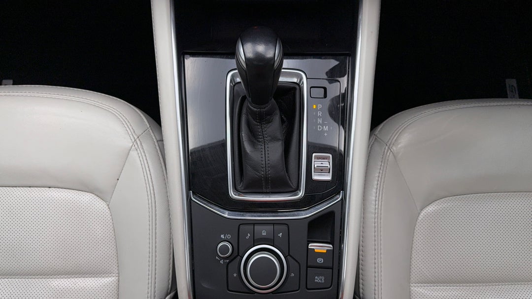 2022 Mazda CX-5 Gt (AWD), Automatic, 52800 km, Gear Lever 