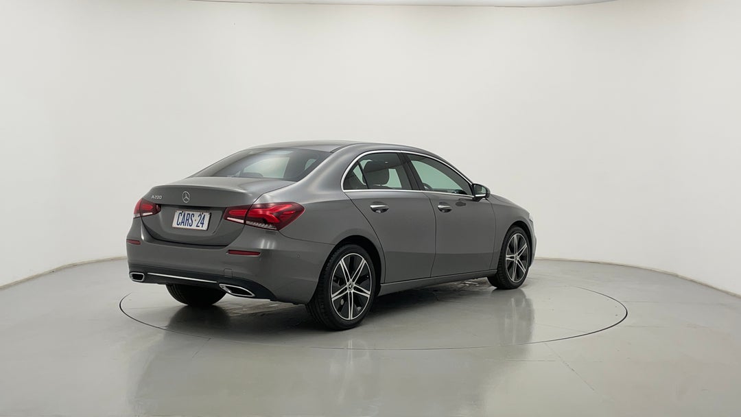 Right Back Diagonal (45- Degree) View