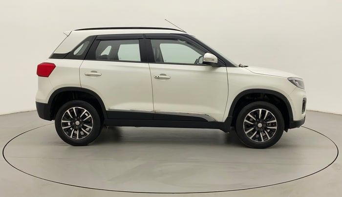 2022 Maruti Vitara Brezza VXI AT SHVS, Petrol, Automatic, 17,549 km, Right Side View