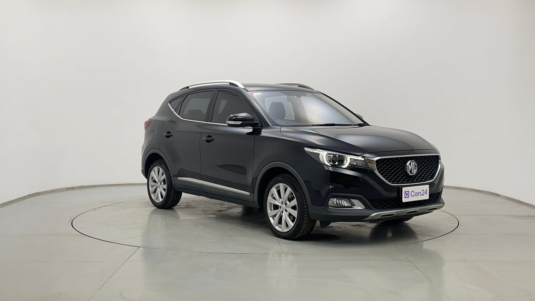 Right Front Diagonal (45- Degree) View