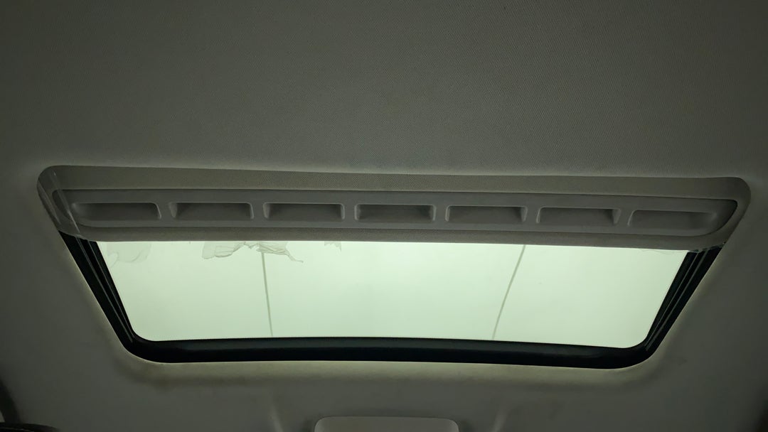 Moonroof/ Sunroof