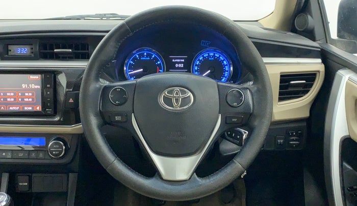 2015 Toyota Corolla Altis G, Petrol, Manual, 31,229 km, Steering Wheel Close Up
