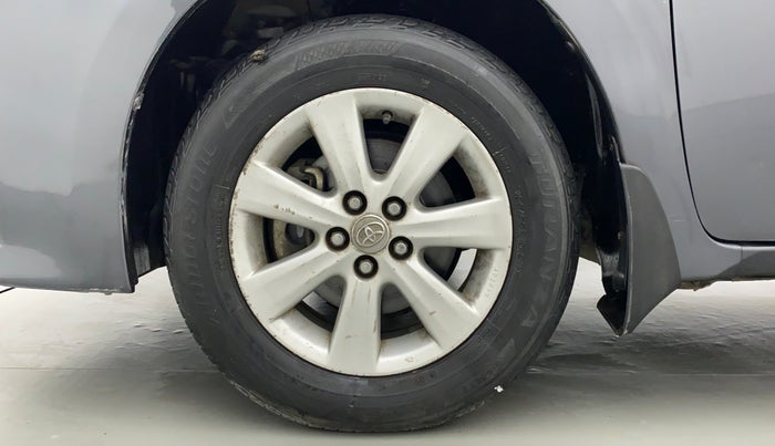 2015 Toyota Corolla Altis G, Petrol, Manual, 31,229 km, Left Front Wheel