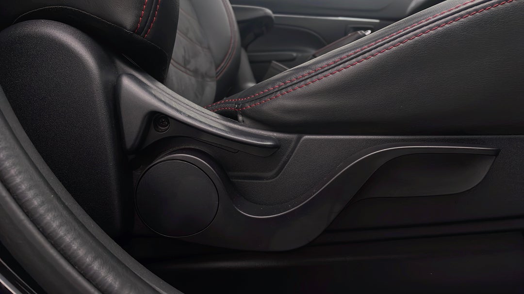 2019 Mitsubishi ASX Black Edition Xc (2wd), Automatic, 35919 km, Drivers Side Adjustment Panel