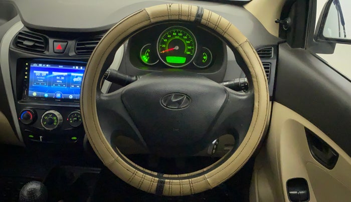 2013 Hyundai Eon MAGNA +, Petrol, Manual, 96,369 km, Steering Wheel Close Up