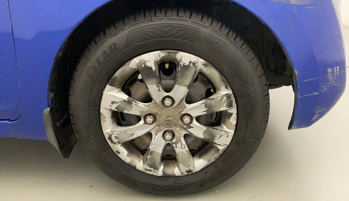 2013 Hyundai Eon MAGNA +, Petrol, Manual, 96,369 km, Right Front Wheel