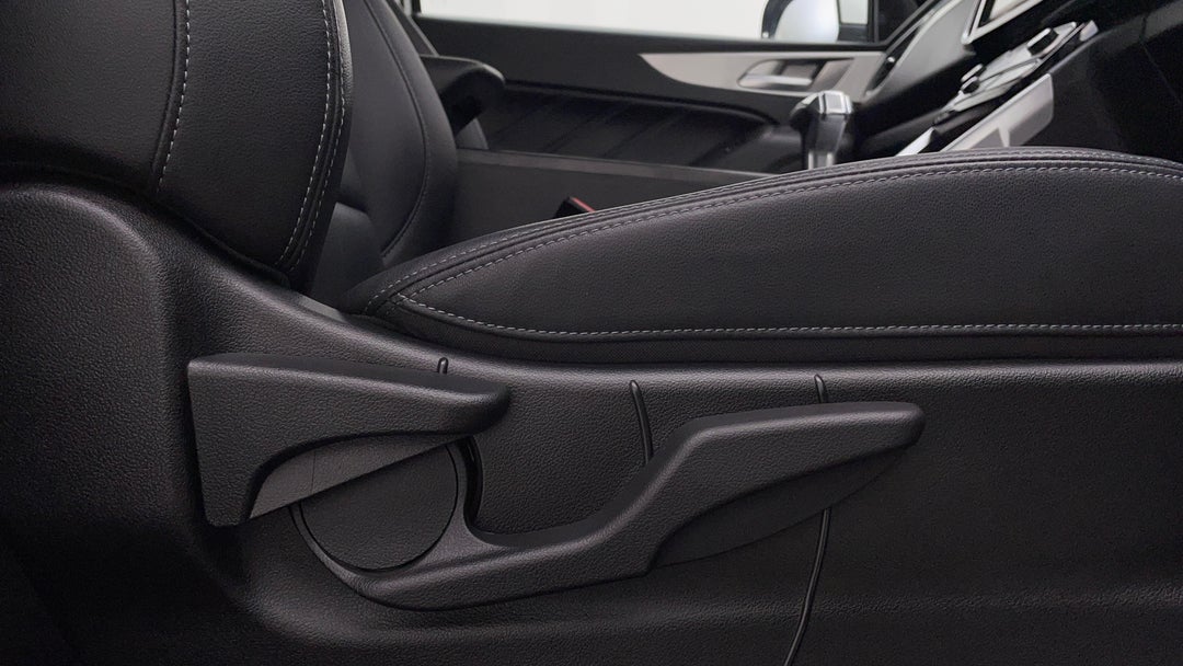 2023 GWM Ute Cannon (4x4), Automatic, 14349 km, Drivers Side Adjustment Panel