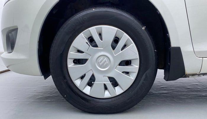 2014 Maruti Swift VXI D, Petrol, Manual, 43,419 km, Left Front Wheel