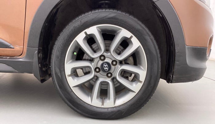 2015 Hyundai i20 Active 1.4 SX, Diesel, Manual, 98,783 km, Right Front Wheel