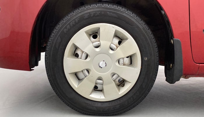 2013 Maruti Wagon R 1.0 LXI, Petrol, Manual, 94,901 km, Left Front Wheel