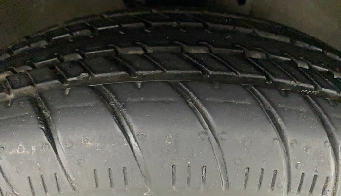 2018 Maruti Celerio VXI, Petrol, Manual, 11,942 km, Right Front Tyre Tread