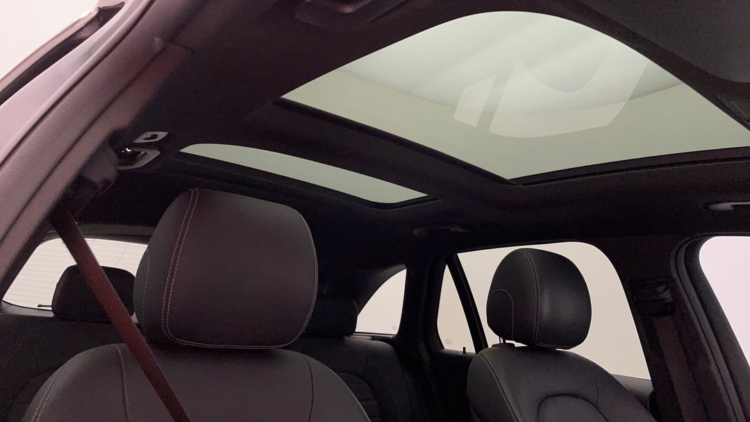 Interior Sunroof/Moonroof
