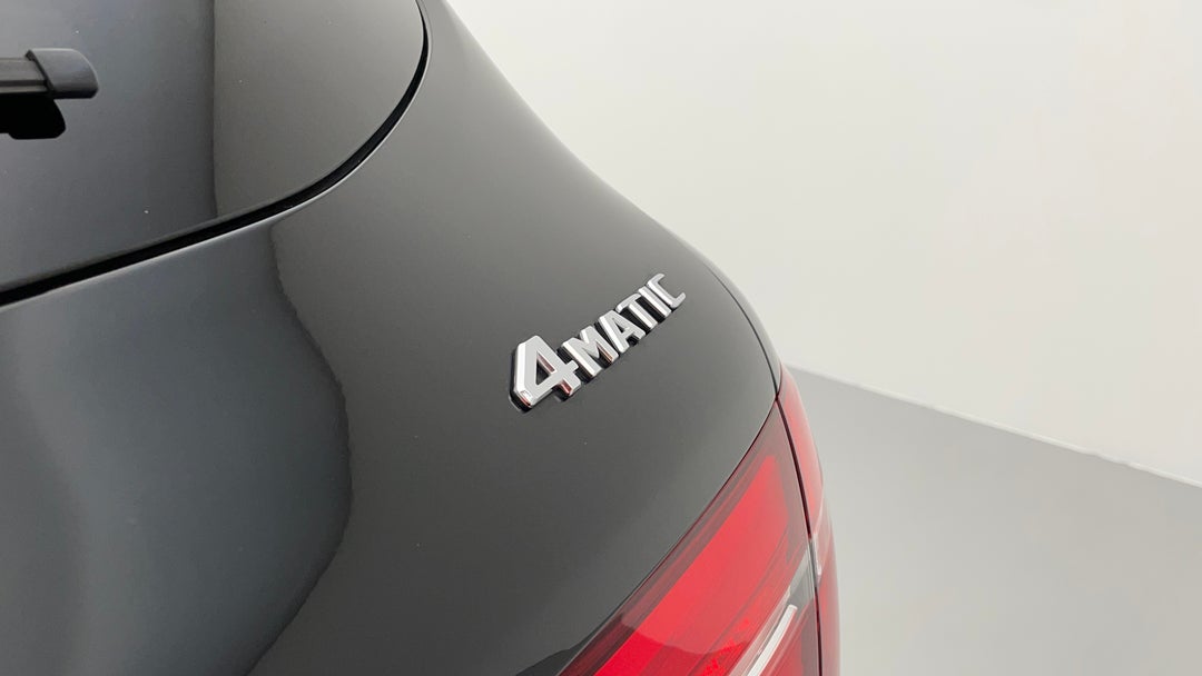 Badge (Boot Right Side)