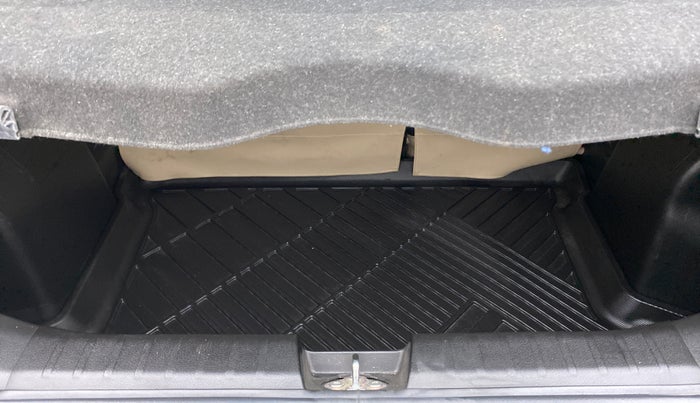 2019 Toyota Glanza G MT PETROL, Petrol, Manual, 11,798 km, Boot Inside