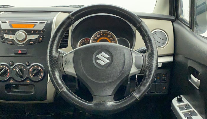 2015 Maruti Wagon R 1.0 VXI, CNG, Manual, 74,607 km, Steering Wheel Close Up