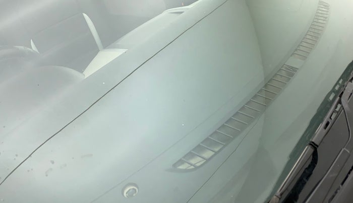 2015 Maruti Wagon R 1.0 VXI, CNG, Manual, 74,607 km, Front windshield - Minor spot on windshield