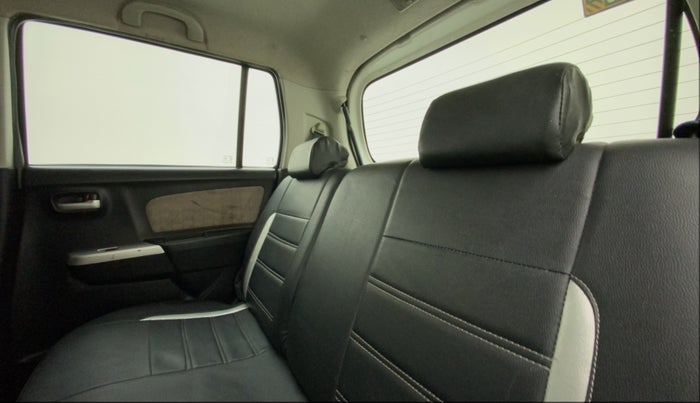 2015 Maruti Wagon R 1.0 VXI, CNG, Manual, 74,607 km, Right Side Rear Door Cabin