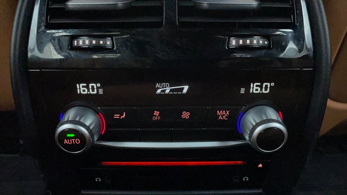 BMW 5 SERIES-Rear AC Temperature Control