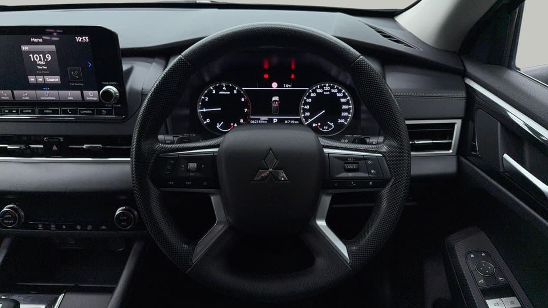 2024 Mitsubishi Outlander Es 5 Seat (2WD), Automatic, 62159 km, Steering Wheel Close-up