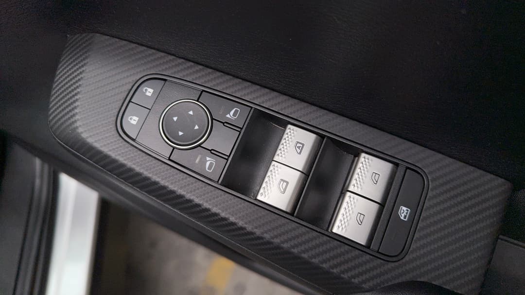 2024 Mitsubishi Outlander Es 5 Seat (2WD), Automatic, 62159 km, Drivers Side Door Panel Controls