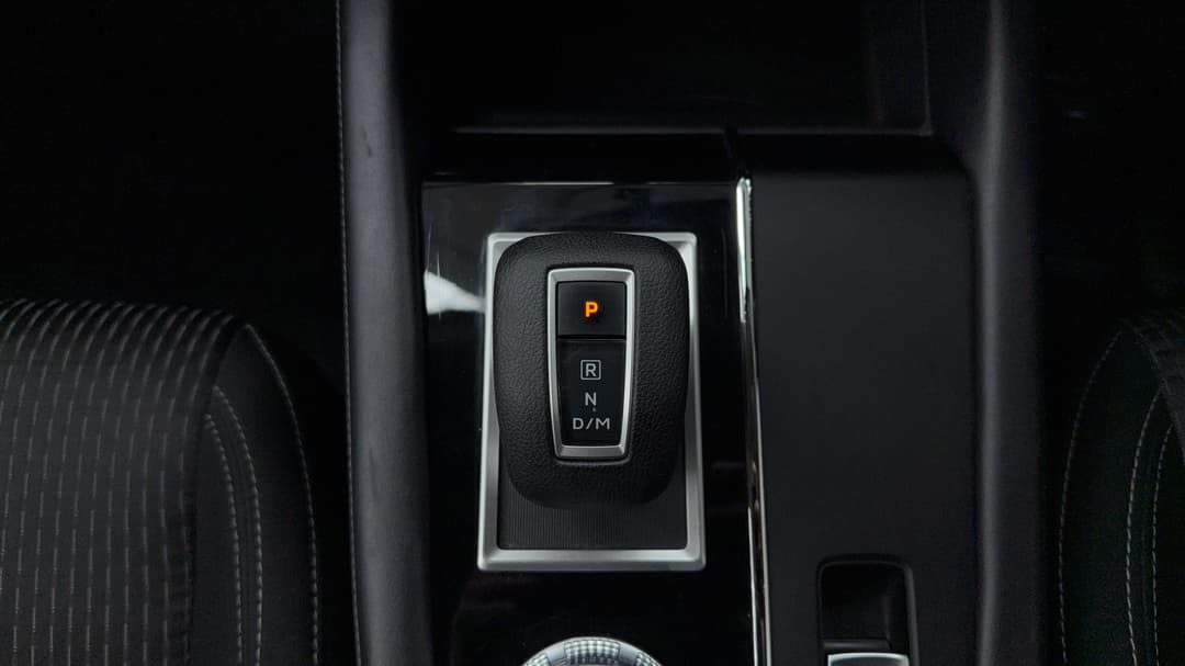 2024 Mitsubishi Outlander Es 5 Seat (2WD), Automatic, 62159 km, Gear Lever 