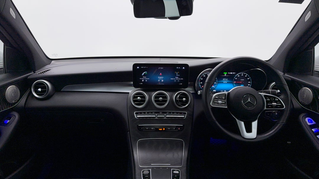 2021 Mercedes-benz GLC 300 E 4matic Phev, Automatic, 54754 km, Dashboard View