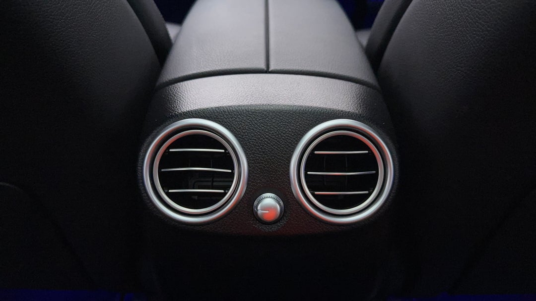 2021 Mercedes-benz GLC 300 E 4matic Phev, Automatic, 54754 km, Rear A/C Vent