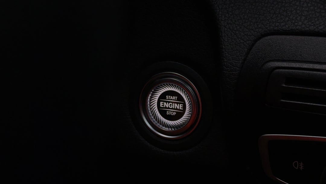 2021 Mercedes-benz GLC 300 E 4matic Phev, Automatic, 54754 km, Keyless / Button Start