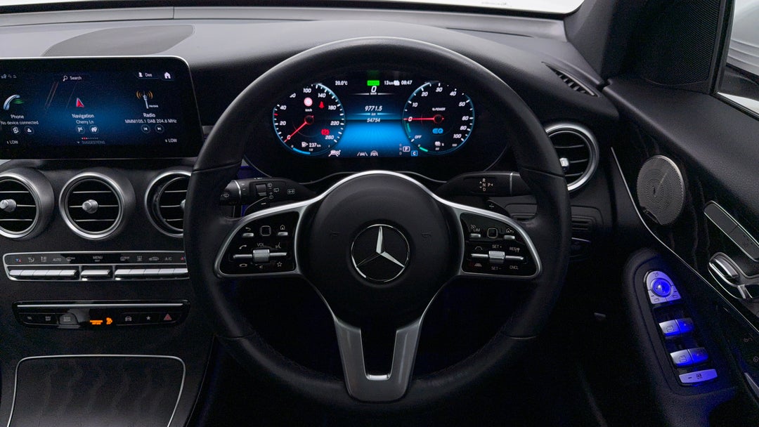2021 Mercedes-benz GLC 300 E 4matic Phev, Automatic, 54754 km, Steering Wheel Close-up