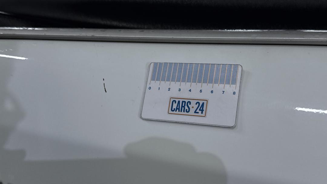 2022 Mitsubishi Triton Glx+ (4x4), Automatic, 60570 km, Boot / Tailgate Tailgate Scratch