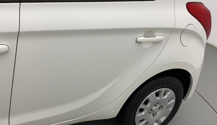 2013 Hyundai i20 MAGNA (O) 1.2, Petrol, Manual, 76,374 km, Rear left door - Slight discoloration